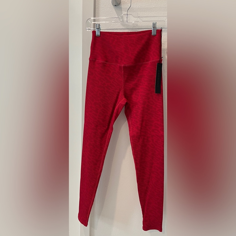 Carbon 38 Women’s Red Leopard Ribbed Leggings Size M NWT Made in USA